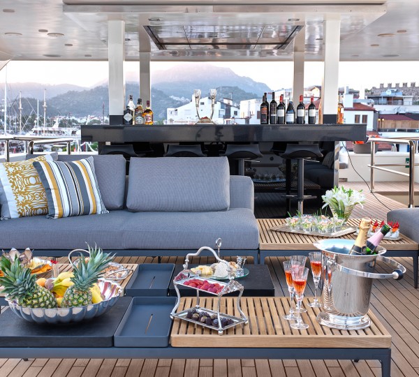 Sun Deck Bar