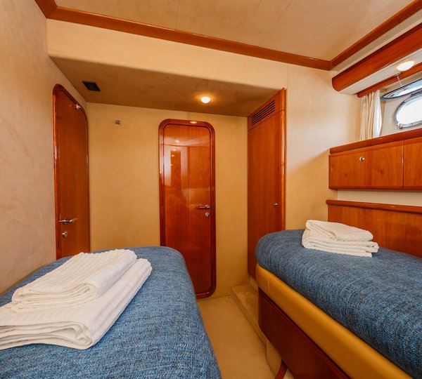 Twin Guest Cabin