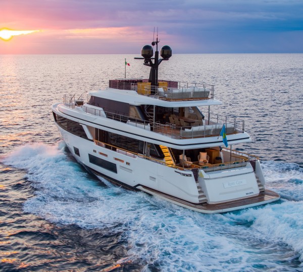 Motor Yacht RARE GEM