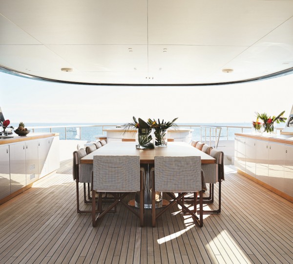 Alfresco Dining On Upper Deck