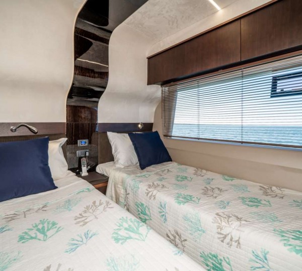 Starboard Twin Cabin