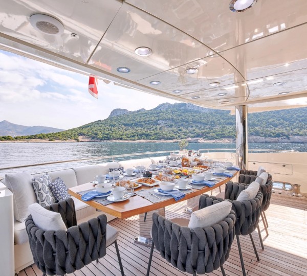 Exterior Dining Area