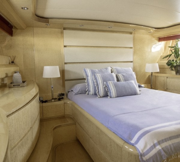 Double Cabin