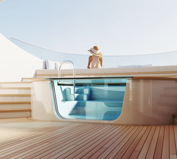  Deck Jacuzzi
