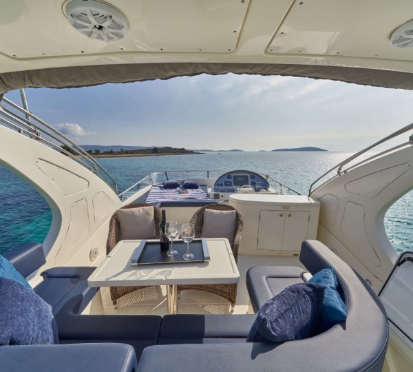 Exterior Relaxation Area