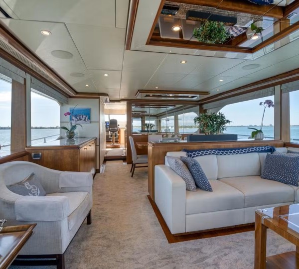 Main Salon View Forward