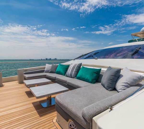 Foredeck Sunbathing Area