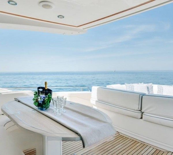 Exterior Relaxation Area