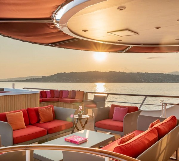 Exterior Relaxation Area