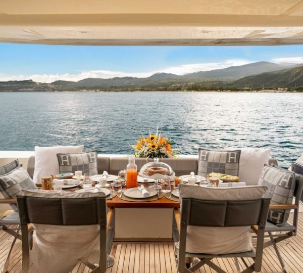 Exterior Dining Area