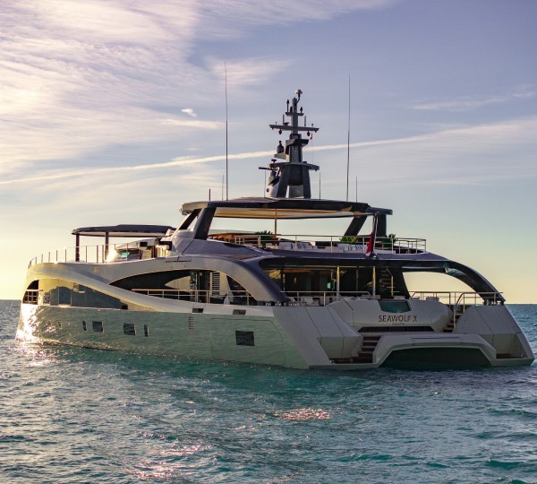 Luxury Yacht SEAWOLF X