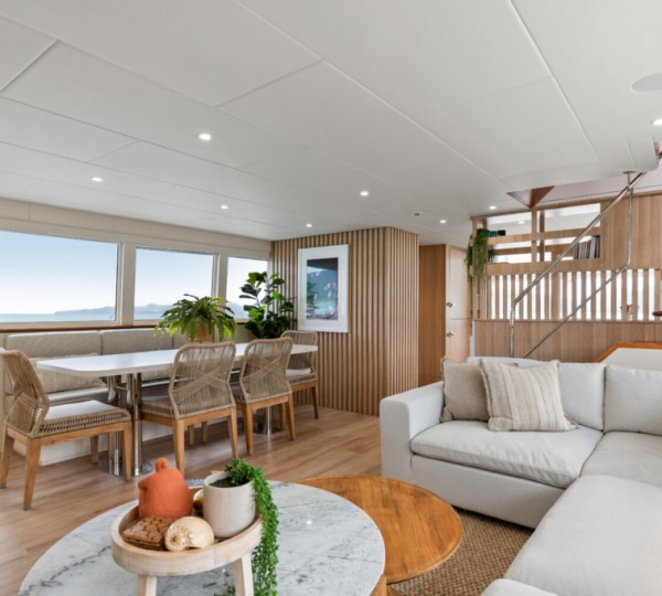 Main Salon Alternative View