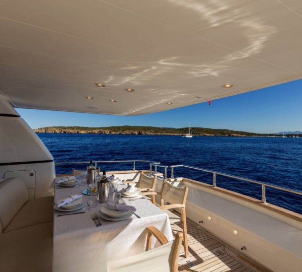 Exterior Relaxation Area With Dining