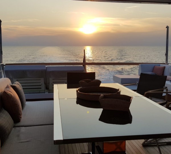 Al Fresco Dining Area