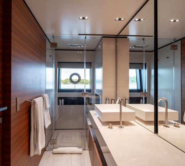 Guest Cabin Bathroom