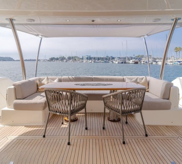 Exterior Relaxation Area With Dining