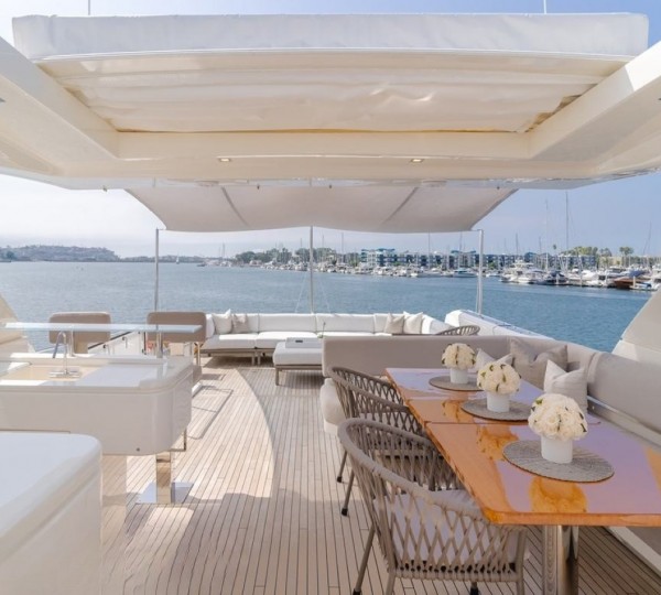 Exterior Relaxation Area With Dining