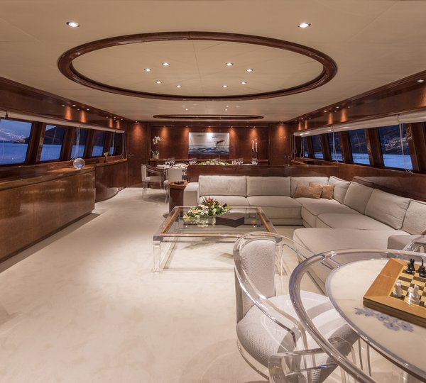 Main Salon View Forward