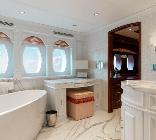 Master Ensuite Bathroom