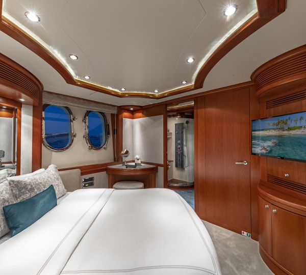 Double Cabin