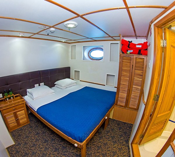 Double Cabin