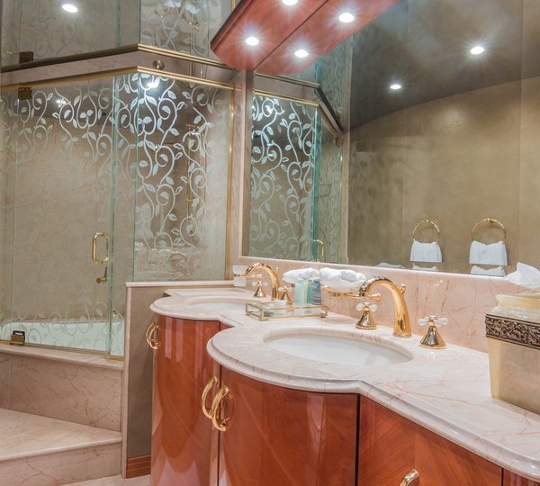 Master Ensuite
