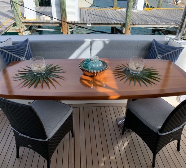 Aft Deck Seating