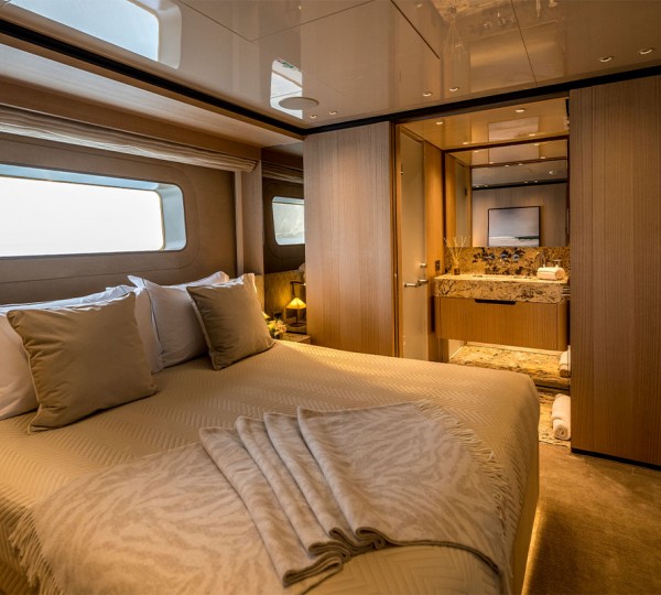 Double Cabin