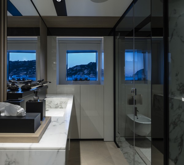 Master Ensuite Bathroom