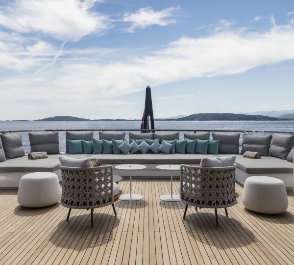 Aft Deck Seating