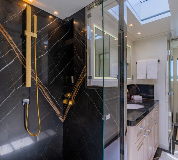 Master Ensuite