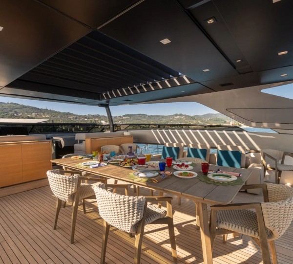 Sun Deck Dining
