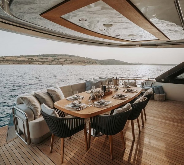 Aft Al Fresco Dining Area