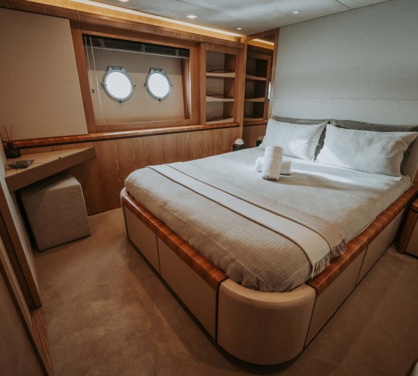 Double Cabin