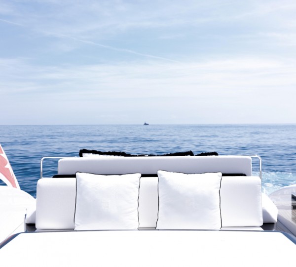 Exterior Relaxation Area