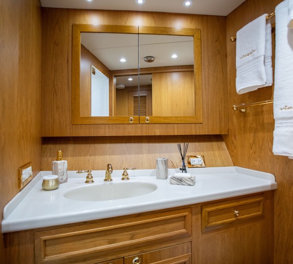 Guest Ensuite Bathroom