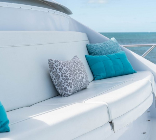 Foredeck Seating