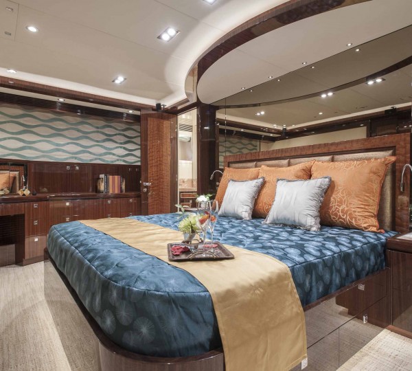 Full Beam Master Cabin