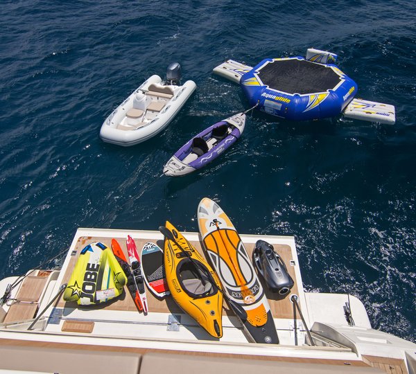 Swim Platform With Water Toys