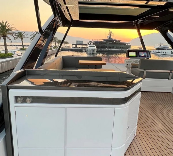 Exterior Relaxation Area