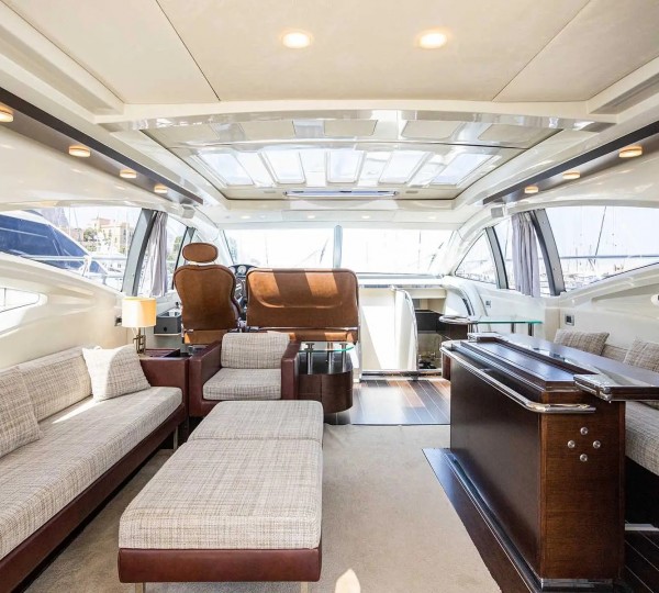 Main Salon View Forward