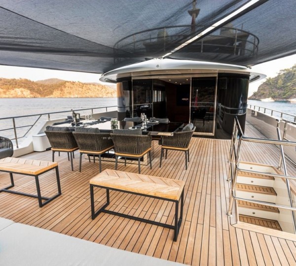 Exterior Relaxation Area With Dining