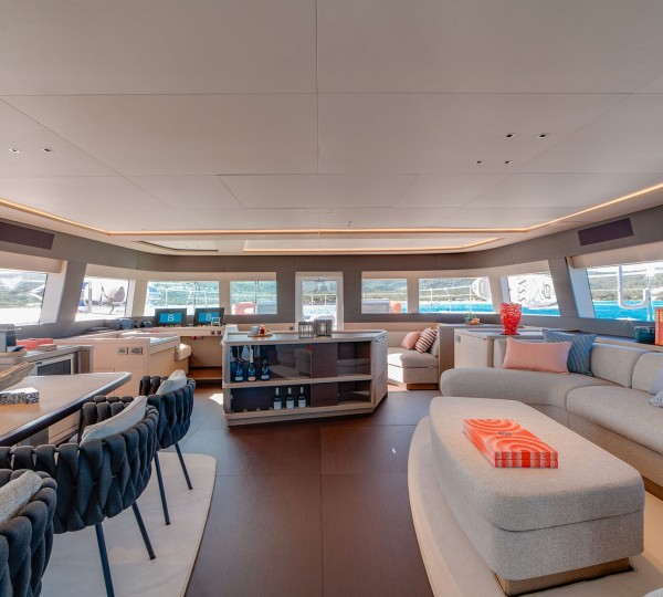 Main Salon View Forward