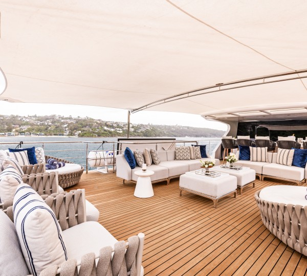 Aft Deck Seating