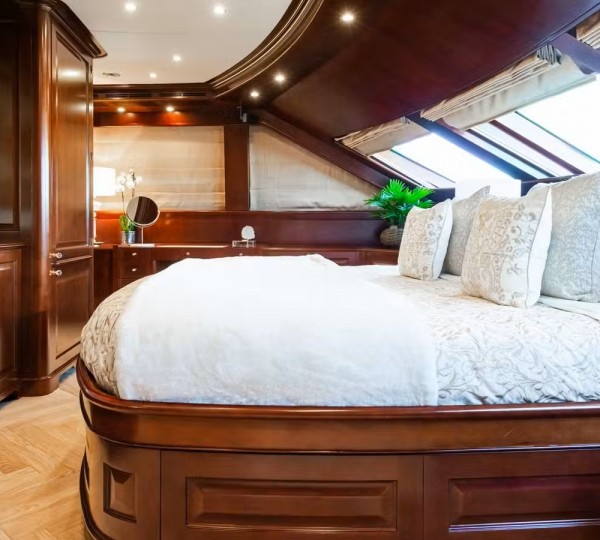 Master Suite Alternative View