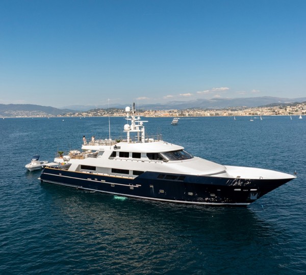 Luxuary yacht Sensei