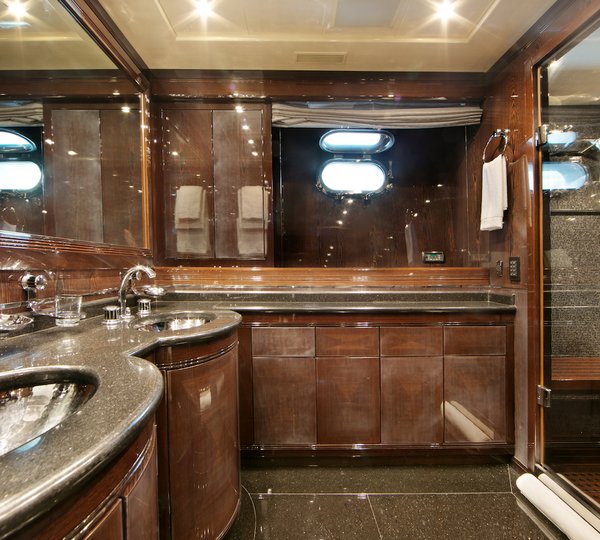 Master Ensuite Bathroom