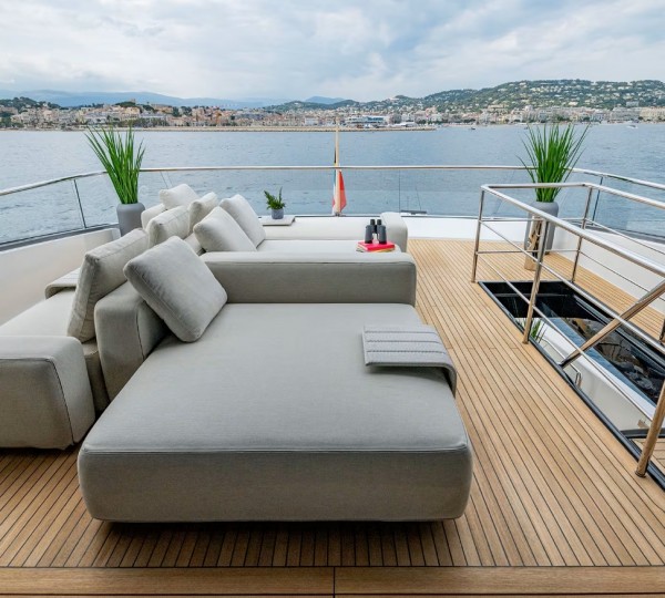 Exterior Relaxation Area