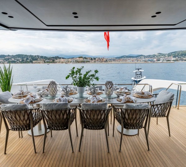 Exterior Dining Area