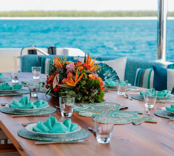 Al Fresco Dining Set Up